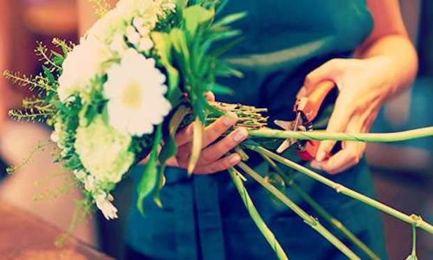 Hen Weekend, Hen Do and Hen Party Floral Workshop Activity