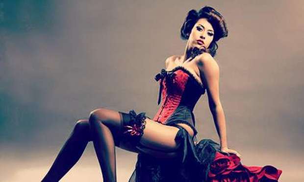 Hen Party and Hen Weekend Burlesque Class Activity