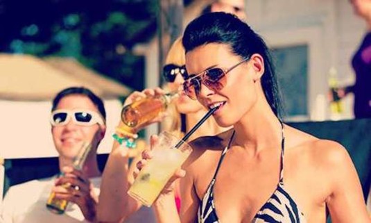 Ibiza Hen Do Ideas and Activities - Luxury Beach Day