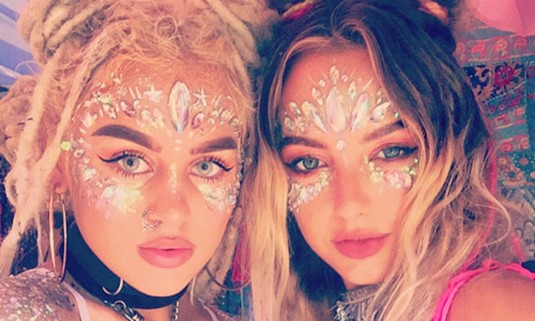 Manchester - Glitter Party at Home - Hen Party Activities - Hen Weekends