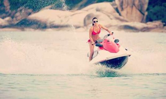 Monte Carlo Hen Do Ideas and Activities - Jet Skiing